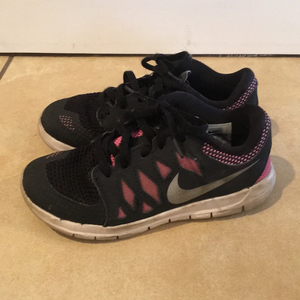 Girls Nike Shoes